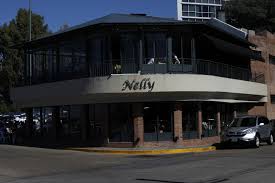 La Nelly entrada